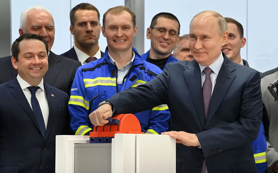 Hậu 48h đối đầu Trump-Zelensky: Mỹ chặn hết vũ khí tới Ukraine – Nga đánh lớn, chiếm thành trì của Kiev - Ảnh 6.