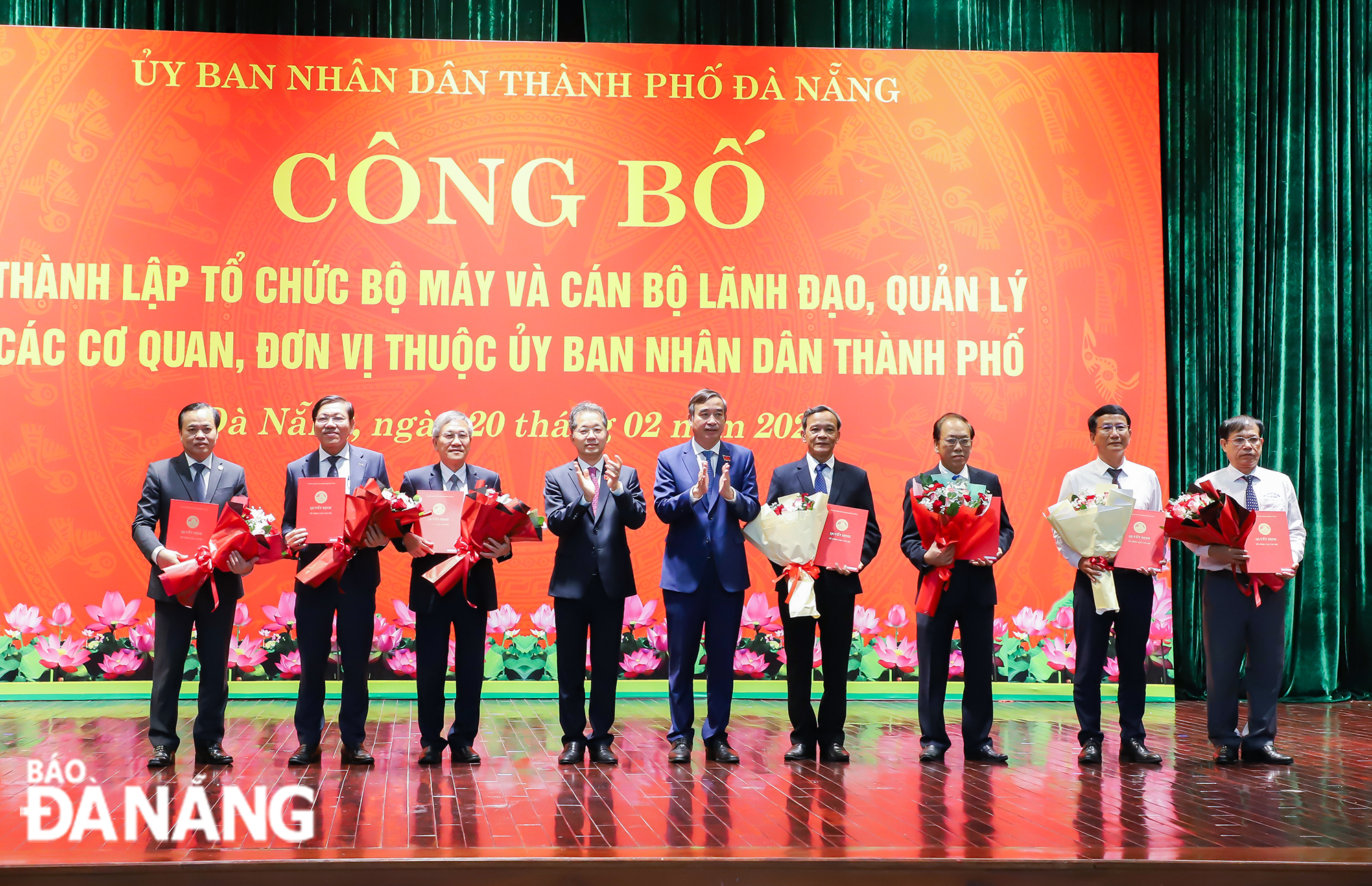 Đà Nẵng sắp xếp tổ chức bộ máy mới: Bổ nhiệm Giám đốc , trưởng ban và Chánh Văn phòng - Ảnh 4.