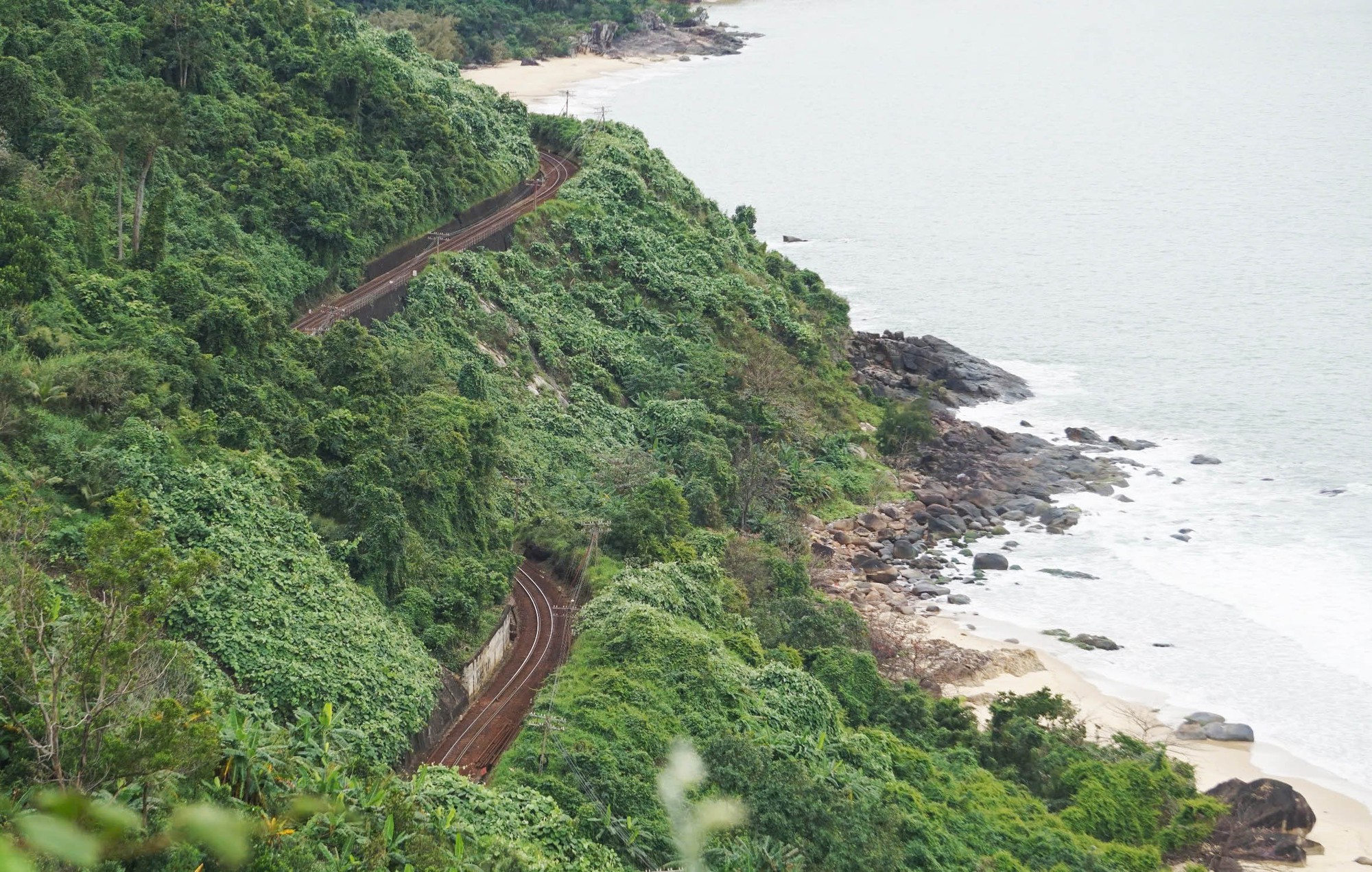 Cận cảnh làng Vân - nơi sắp xây siêu dự án nghỉ dưỡng gần 44.000 tỉ đồng- Ảnh 7. Cận cảnh làng Vân - nơi sắp xây siêu dự án nghỉ dưỡng gần 44.000 tỉ đồng- Ảnh 7.