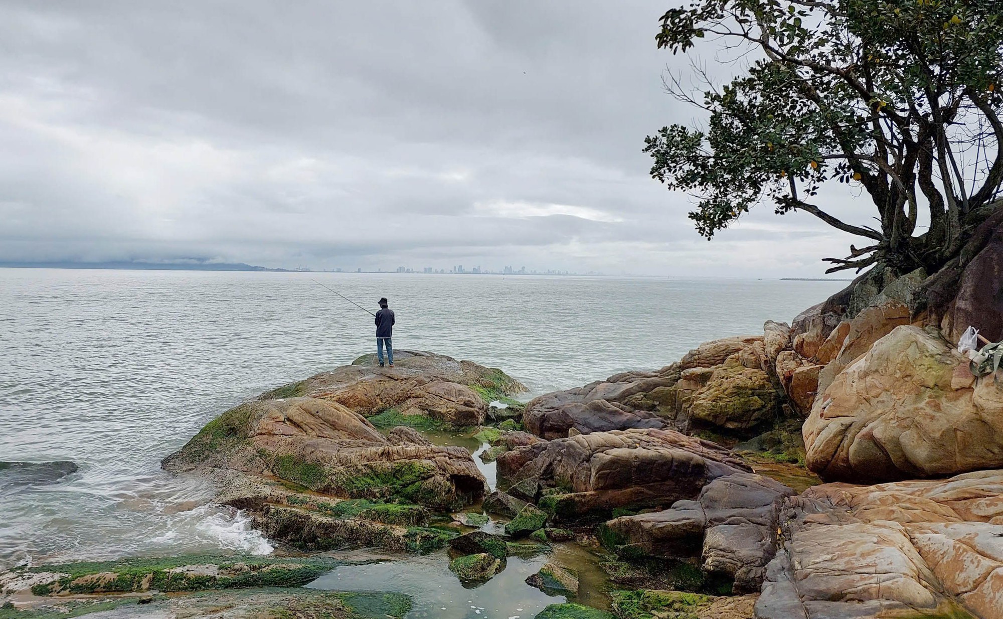 Cận cảnh làng Vân - nơi sắp xây siêu dự án nghỉ dưỡng gần 44.000 tỉ đồng- Ảnh 4. Cận cảnh làng Vân - nơi sắp xây siêu dự án nghỉ dưỡng gần 44.000 tỉ đồng- Ảnh 4.