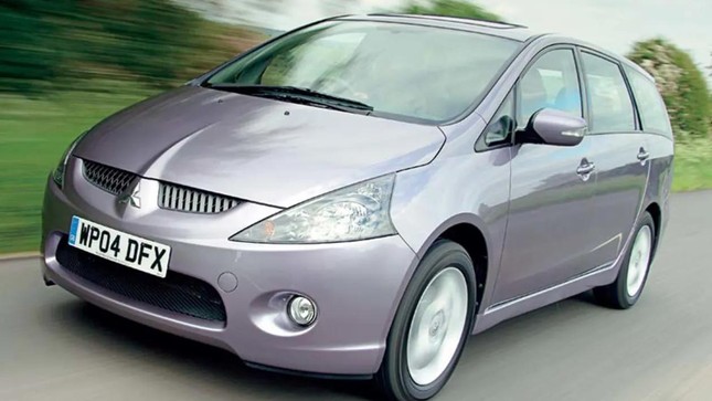 Mitsubishi Grandis được t&aacute;i sản xuất - Ảnh 1.