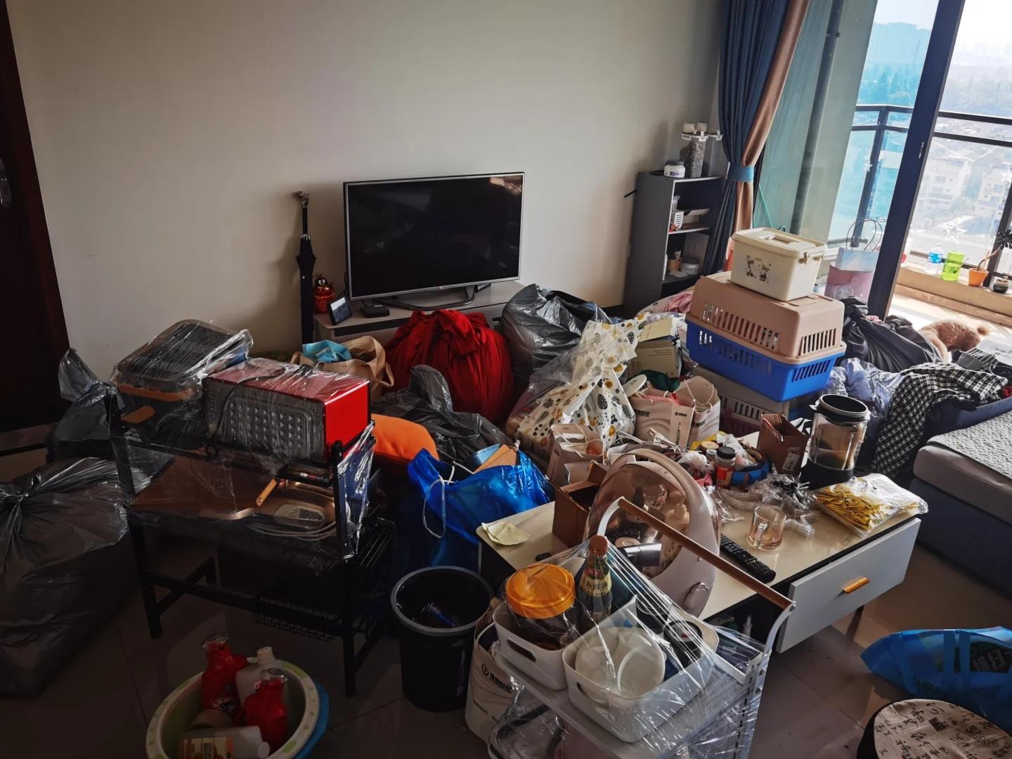 6 thói xấu khiến ngôi nhà giống "bãi rác", giàu đến mấy cũng vẫn có cảm giác "rẻ tiền" - Ảnh 3. 6 thói xấu khiến ngôi nhà giống "bãi rác", giàu đến mấy cũng vẫn có cảm giác "rẻ tiền" - Ảnh 3.