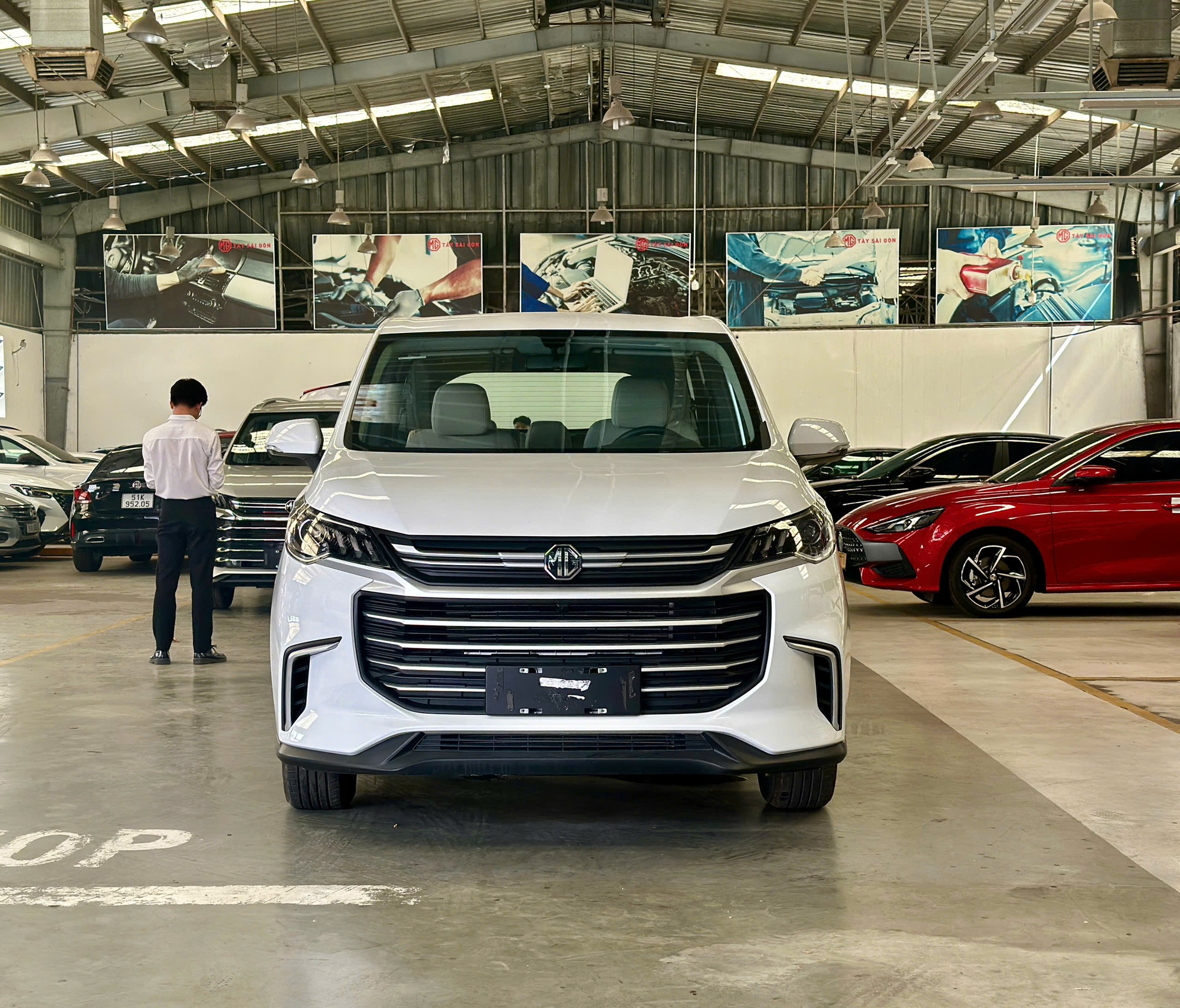 Lộ thông số 3 phiên bản MG G50: Dài hơn cả Innova Cross, máy xăng 1.5L mạnh 169 mã lực, bản thấp dùng số sàn và đài radio, bản cao hơn có chi tiết như xe Mercedes-Benz- Ảnh 4. Lộ thông số 3 phiên bản MG G50: Dài hơn cả Innova Cross, máy xăng 1.5L mạnh 169 mã lực, bản thấp dùng số sàn và đài radio, bản cao hơn có chi tiết như xe Mercedes-Benz- Ảnh 4.