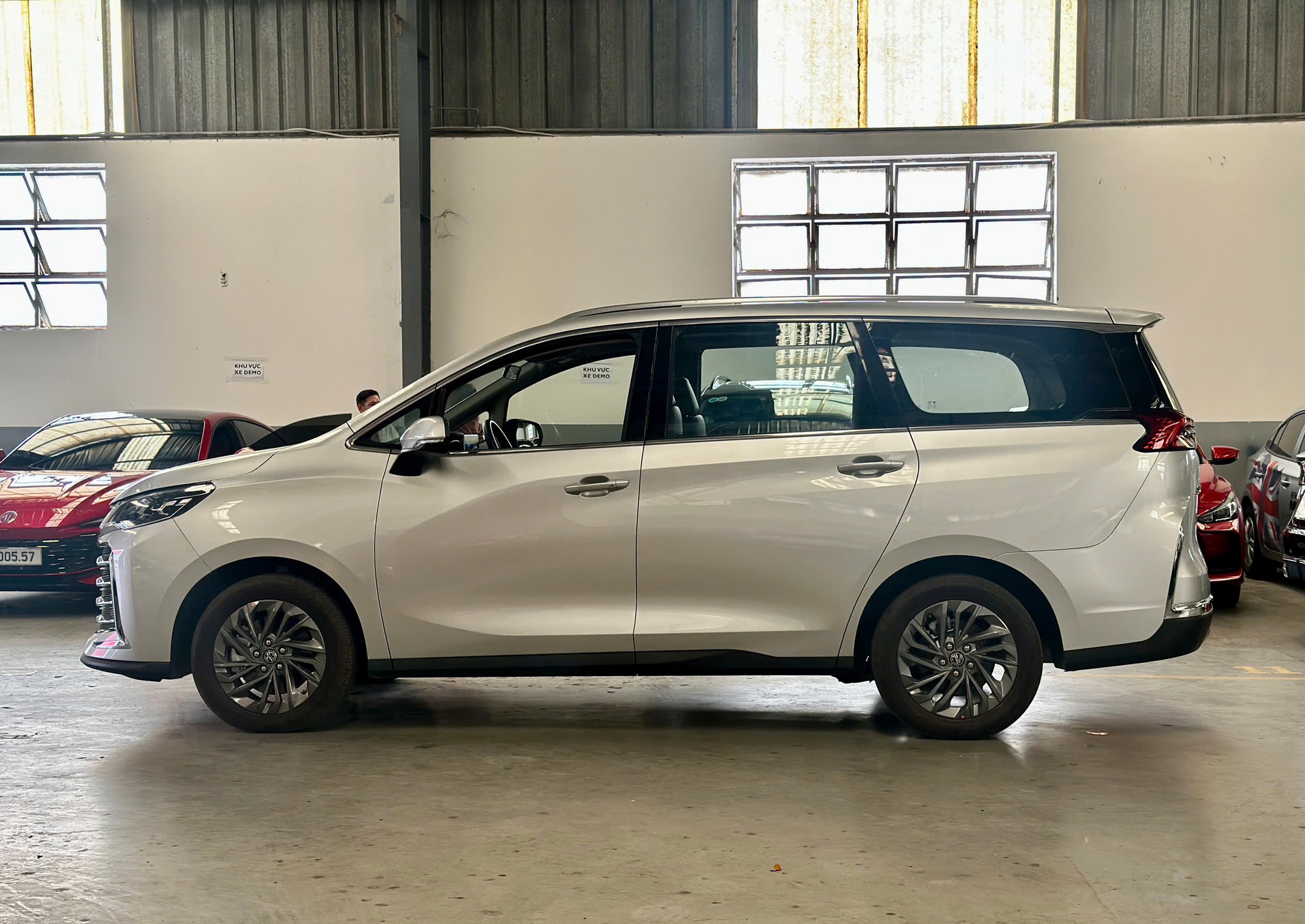 Lộ thông số 3 phiên bản MG G50: Dài hơn cả Innova Cross, máy xăng 1.5L mạnh 169 mã lực, bản thấp dùng số sàn và đài radio, bản cao hơn có chi tiết như xe Mercedes-Benz- Ảnh 13. Lộ thông số 3 phiên bản MG G50: Dài hơn cả Innova Cross, máy xăng 1.5L mạnh 169 mã lực, bản thấp dùng số sàn và đài radio, bản cao hơn có chi tiết như xe Mercedes-Benz- Ảnh 13.