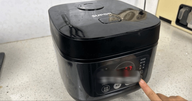 Cho 2 thứ vào nồi cơm điện, điều "thần kỳ" xảy ra khiến tôi tiếc ròng vì biết quá muộn - Ảnh 6.