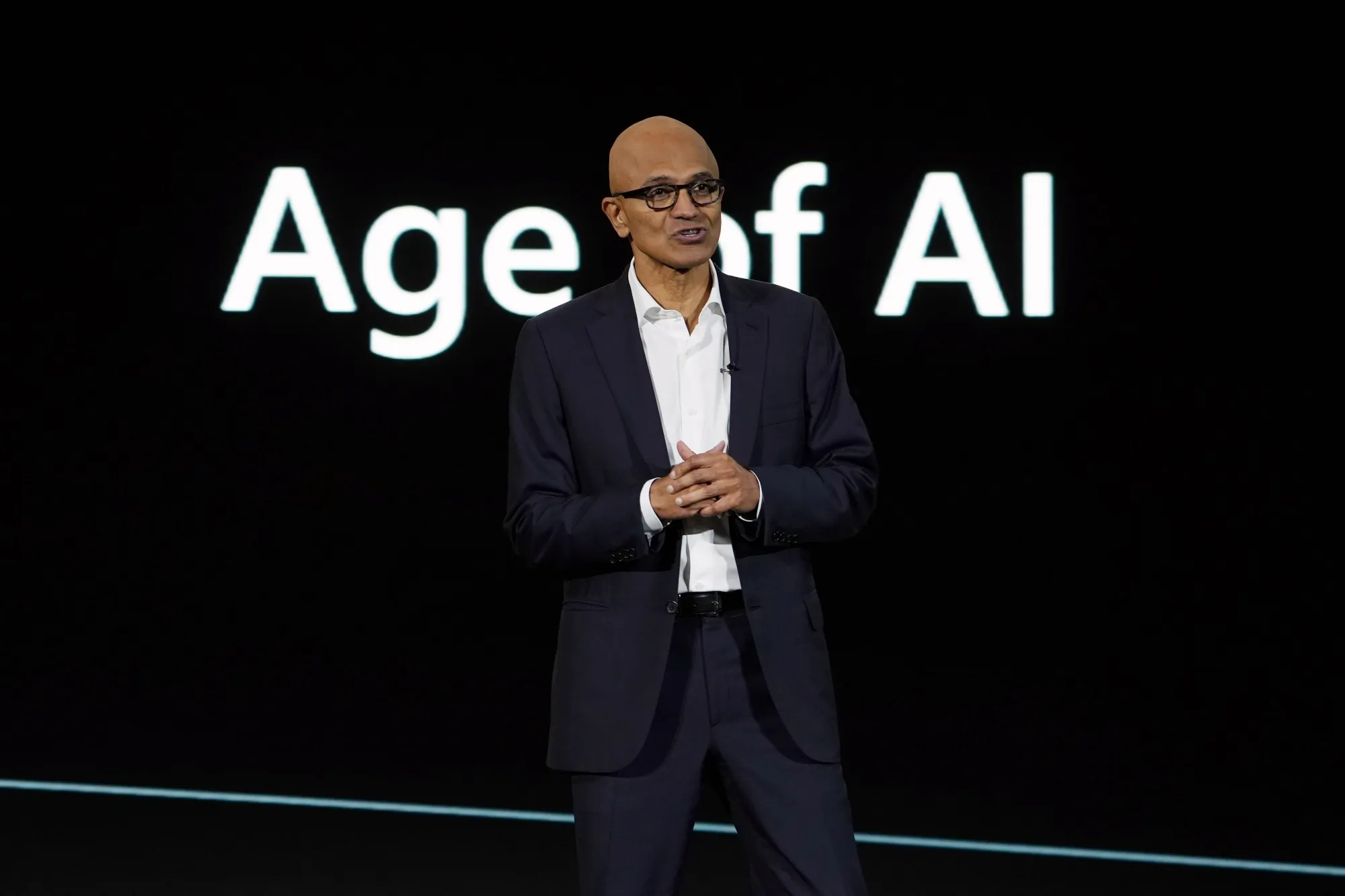 CEO Microsoft Satya Nadella thừa nhận sự thật về đầu tư AI - Ảnh 2.