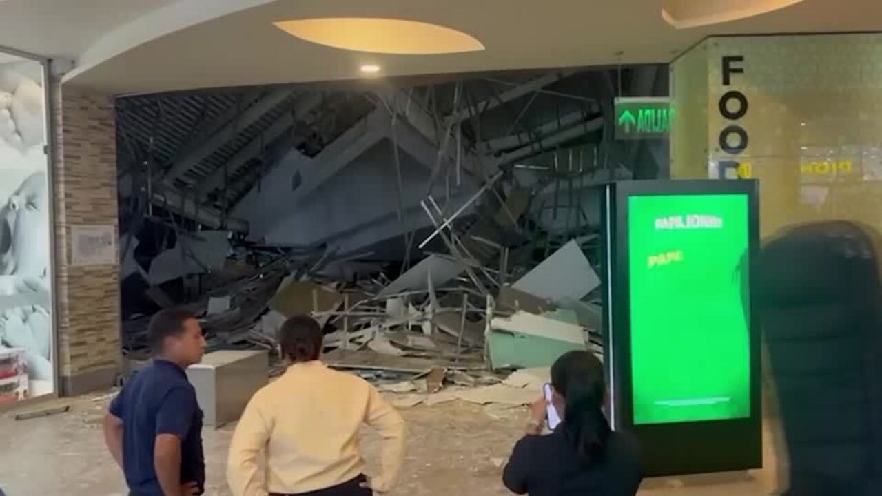 Sập mái nhà 200 tấn tại trung tâm mua sắm khiến hơn 80 người thương vong, hiện trường gây sốc- Ảnh 4.