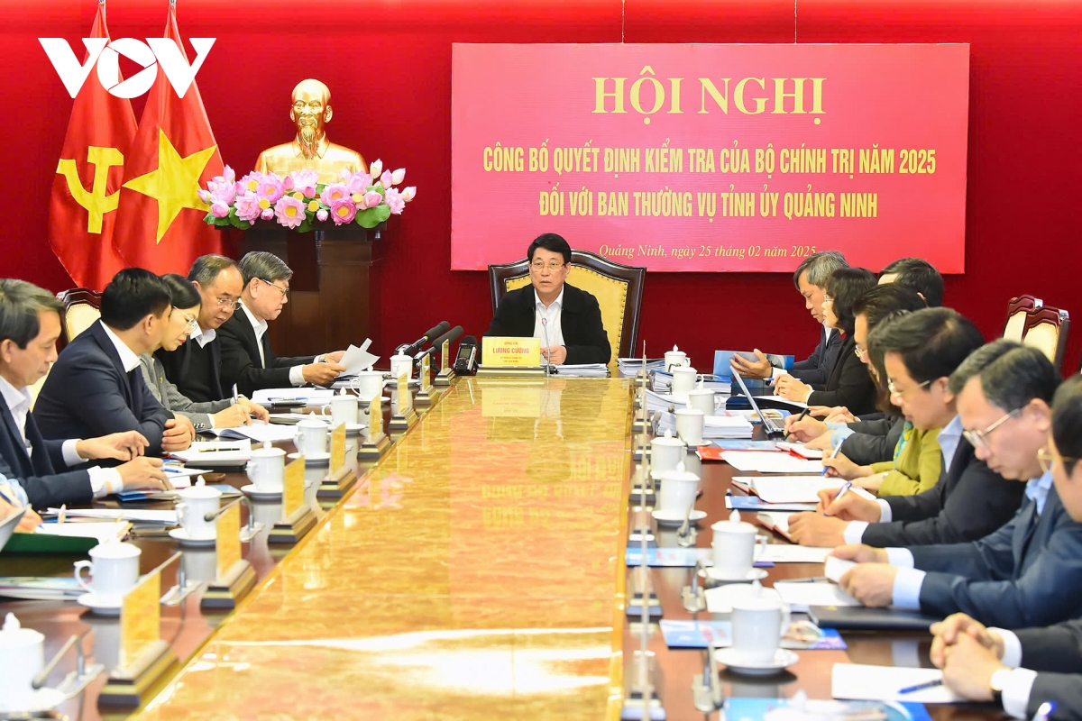 Chủ tịch nước Lương Cường kiểm tra Ban Thường vụ tỉnh ủy Quảng Ninh - Ảnh 1.