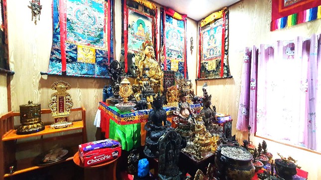 B&ecirc;n trong khu nh&agrave; thờ tổ tu tập đắc đạo th&agrave;nh ti&ecirc;n c&oacute; g&igrave; đặc biệt - Ảnh 4.