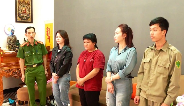 B&ecirc;n trong khu nh&agrave; thờ tổ tu tập đắc đạo th&agrave;nh ti&ecirc;n c&oacute; g&igrave; đặc biệt - Ảnh 2.