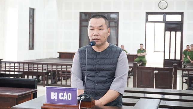 Đại tá rởm lừa đảo hàng tỷ đồng với ô tô biển xanh giả - Ảnh 1.