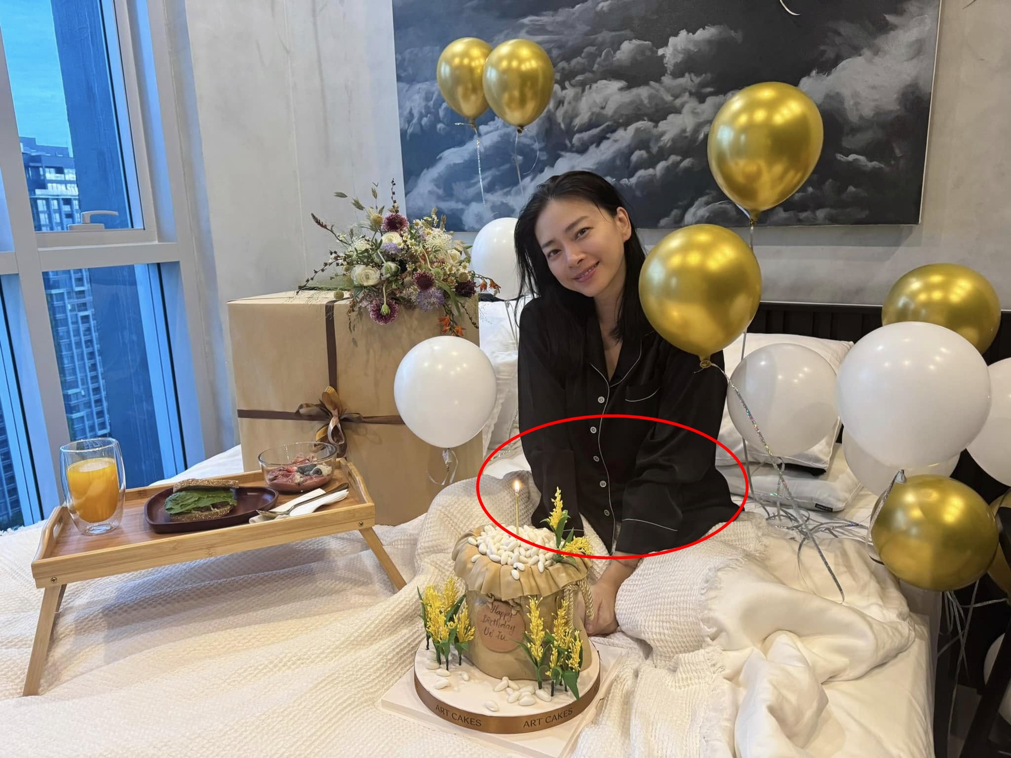 Ng&ocirc; Thanh V&acirc;n lộ video v&ograve;ng 2 l&ugrave;m l&ugrave;m trong tiệc sinh nhật, c&oacute; động th&aacute;i che chắn nhưng kh&ocirc;ng đ&aacute;ng kể! - Ảnh 3.