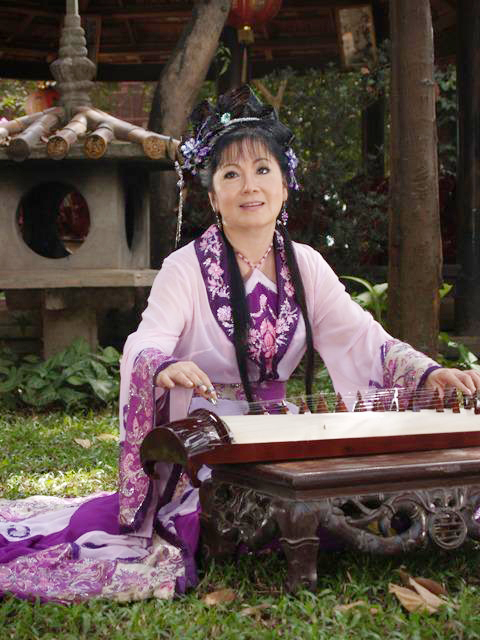 "Mỹ nh&acirc;n m&agrave;n ảnh" xưa: U80 vẫn giữ được n&eacute;t đẹp mặn m&agrave; v&agrave; thần th&aacute;i trẻ trung- Ảnh 2.