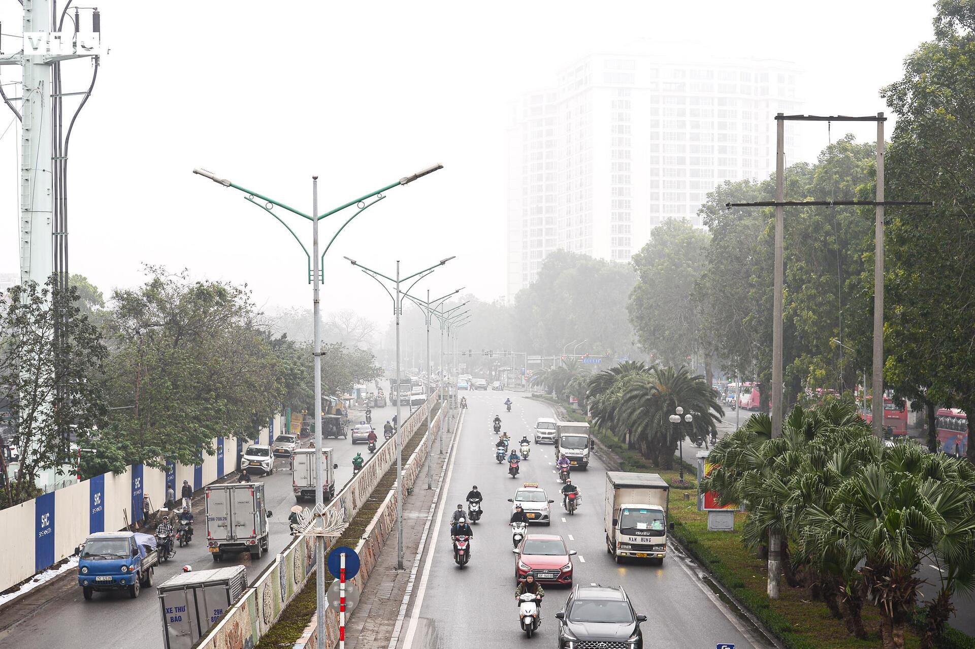 Hà Nội mù sương và ô nhiễm thứ hai thế giới - Ảnh 7.