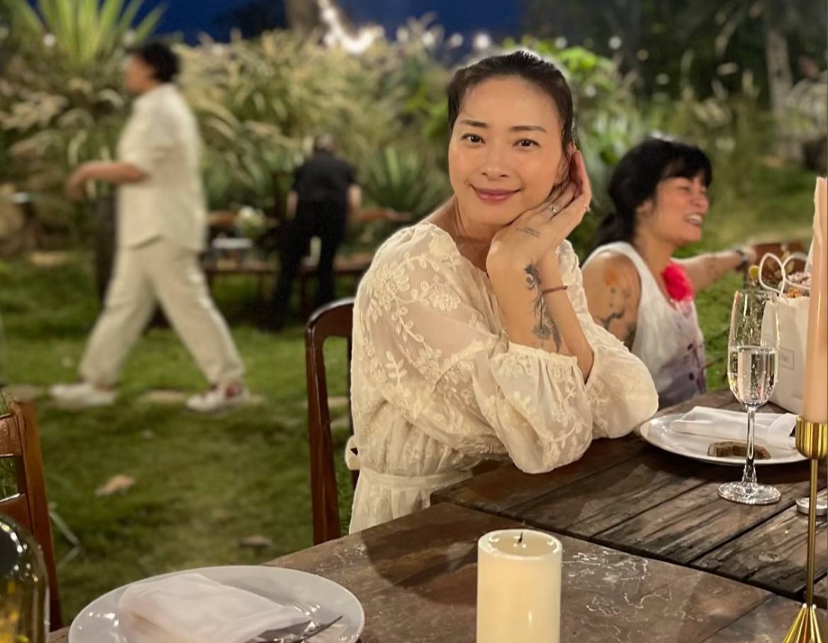 Ng&ocirc; Thanh V&acirc;n sơ hở để lọt khoảnh khắc 2 gi&acirc;y lộ bụng bầu lớn r&otilde;?- Ảnh 4.