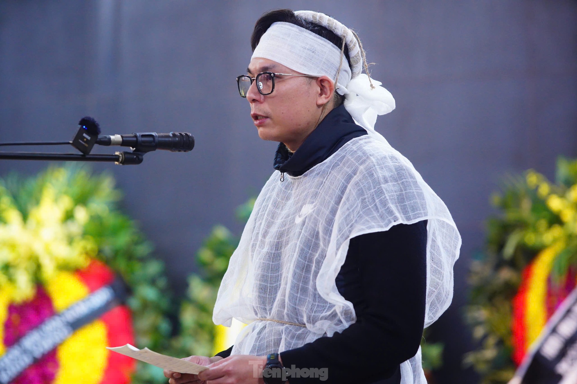 Phút tiễn biệt nhà thơ, nhà báo Dương Xuân Nam - nguyên Tổng Biên tập Báo Tiền Phong - Ảnh 25.