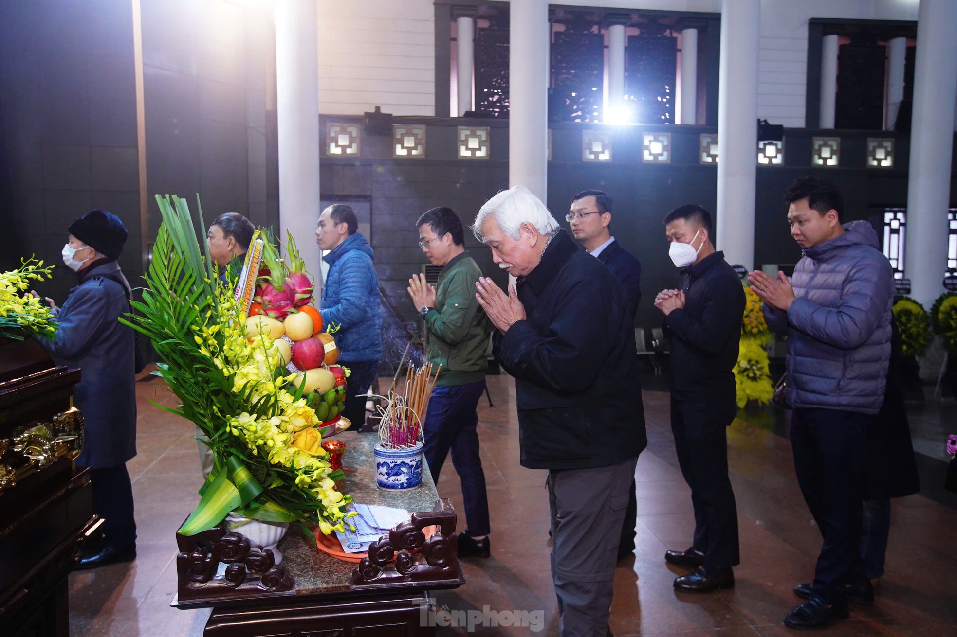 Phút tiễn biệt nhà thơ, nhà báo Dương Xuân Nam - nguyên Tổng Biên tập Báo Tiền Phong - Ảnh 10.