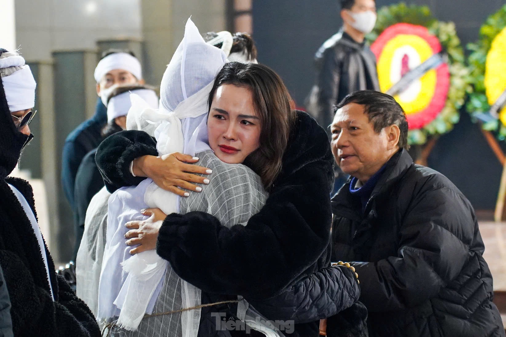 Phút tiễn biệt nhà thơ, nhà báo Dương Xuân Nam - nguyên Tổng Biên tập Báo Tiền Phong - Ảnh 15.