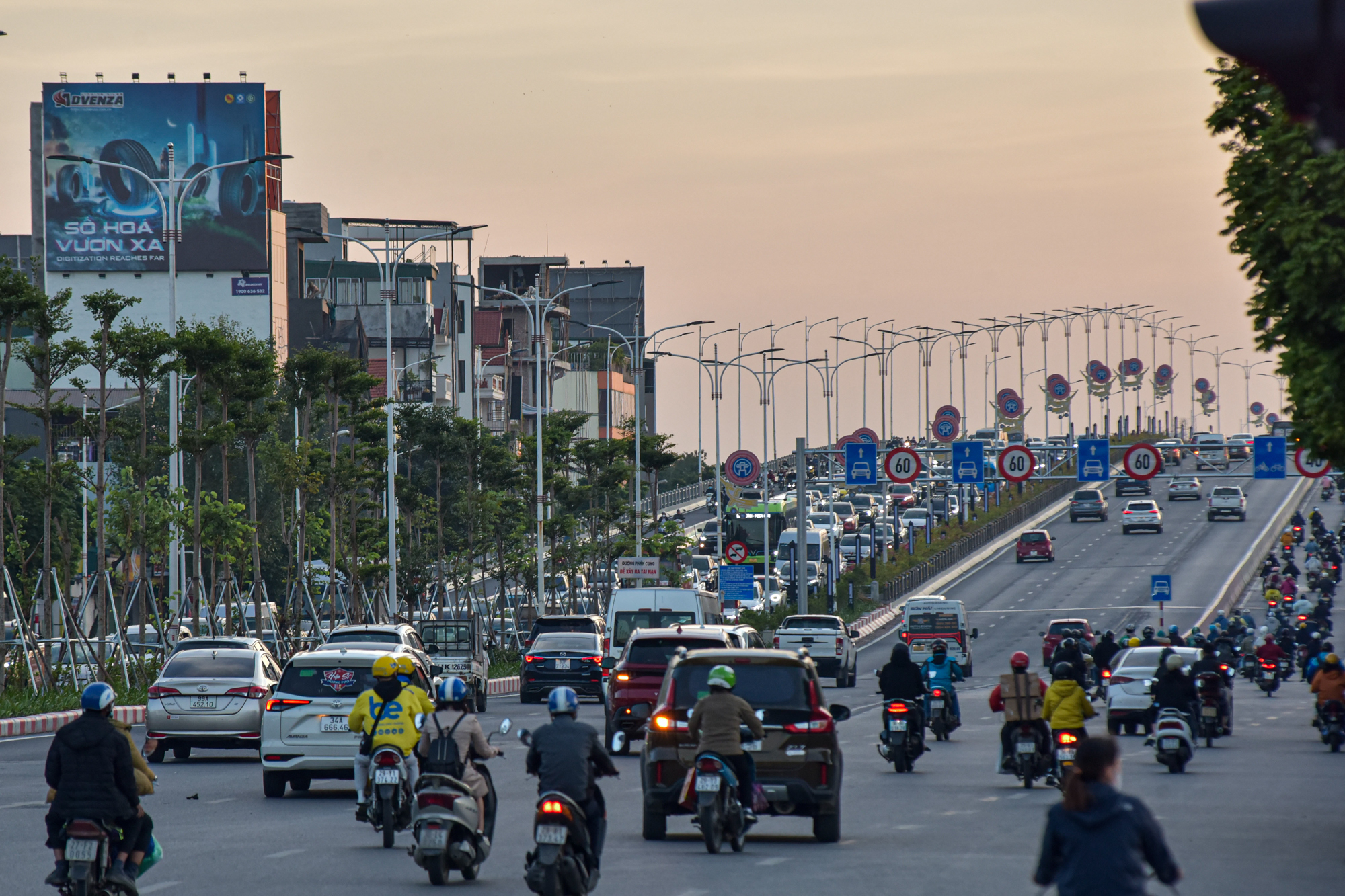 Khu vực cứ hơn 2km sẽ có một cây cầu cầu vượt sông, biến Đông Anh và Long Biên thành trung tâm kinh tế mới - Ảnh 15.