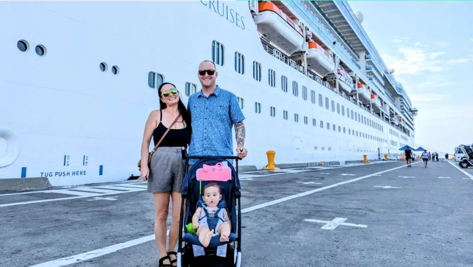 35 tuổi vừa du lịch quanh thế giới vừa ung dung kiếm 1 tỷ đồng/th&aacute;ng nhờ thu nhập thụ động: Người phụ nữ bật m&iacute; c&aacute;ch l&agrave;m 3 tiếng/ng&agrave;y vẫn dư tiền tiết kiệm, đầu tư- Ảnh 1.