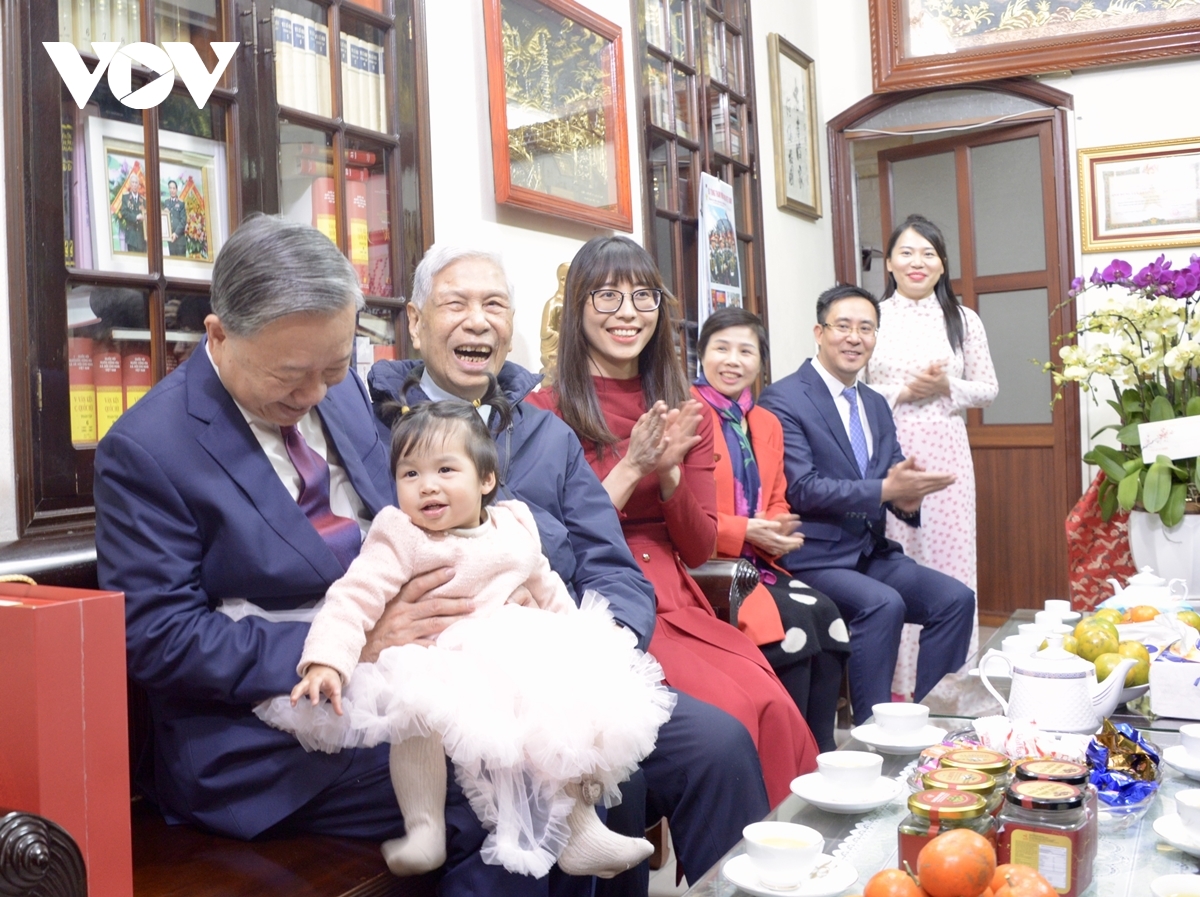 Tổng Bí thư Tô Lâm tưởng nhớ cố Thủ tướng Phạm Văn Đồng và thăm Trung tướng Đặng Quân Thụy - Ảnh 5.