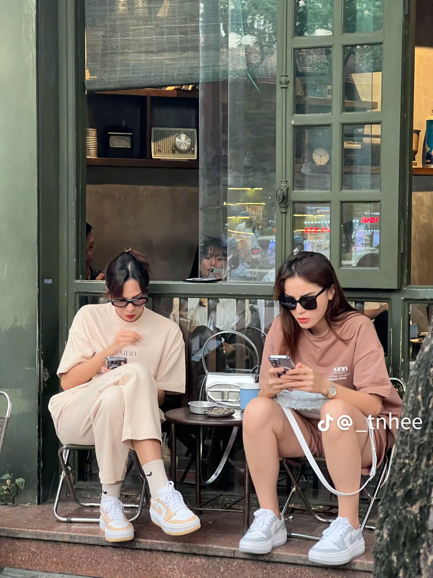 Bắt gặp Minh Triệu v&agrave; Kỳ Duy&ecirc;n hẹn h&ograve; tr&ecirc;n phố hậu đường ai nấy đi?- Ảnh 1.