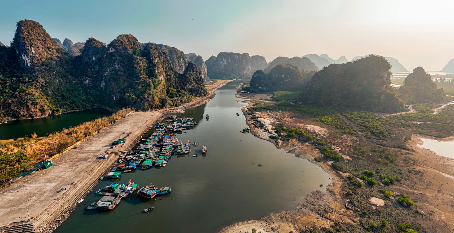 Cảng c&aacute; C&aacute;i X&agrave; Cong Quảng Ninh: Điểm neo đậu an to&agrave;n cho t&agrave;u thuyền - Ảnh 1.