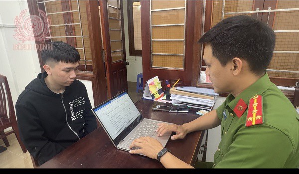 Lừa đảo tài khoản ngân hàng tại Quy Nhơn: Hơn 600 nạn nhân bị mất tiền - Ảnh 1.