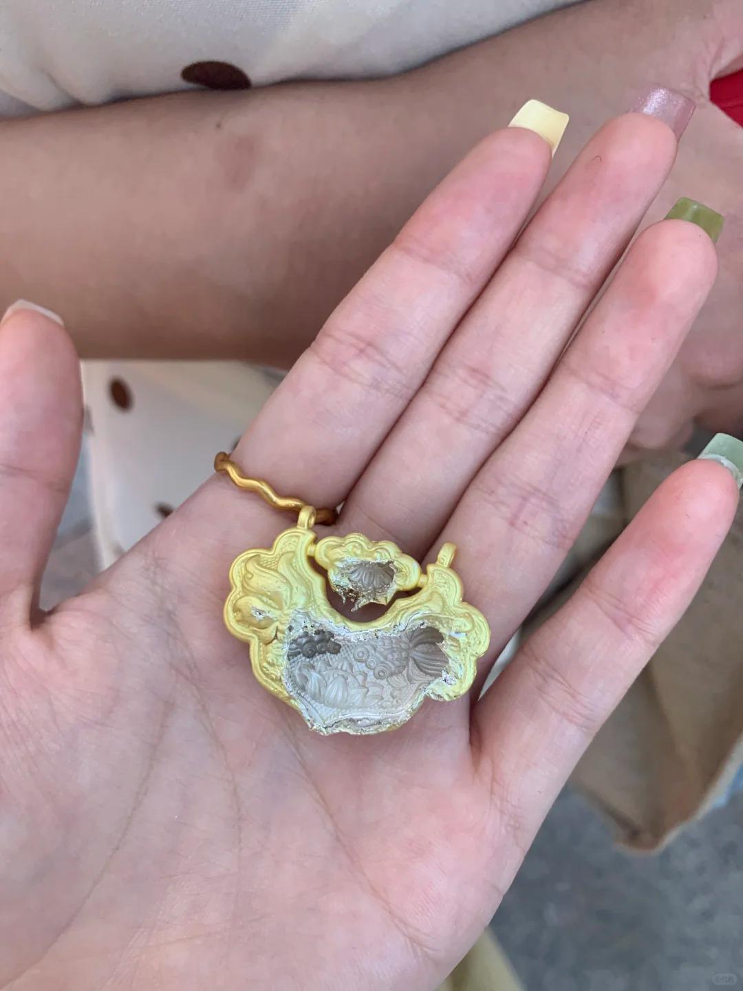 Lời khuyên cho người trung niên và người cao tuổi: Mua gì thì mua, đừng bao giờ mua 5 món đồ này trên mạng!- Ảnh 6. Lời khuyên cho người trung niên và người cao tuổi: Mua gì thì mua, đừng bao giờ mua 5 món đồ này trên mạng!- Ảnh 6.