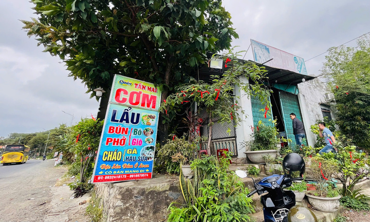 Phạt chủ quán cơm Tân Mai Phú Yên hơn 8 , 2 triệu đồng - Ảnh 1.