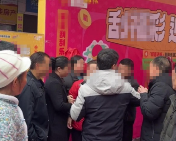 Chủ tiệm vé số giật lại vé trúng độc đắc 3 , 5 tỷ đồng - Ảnh 2.