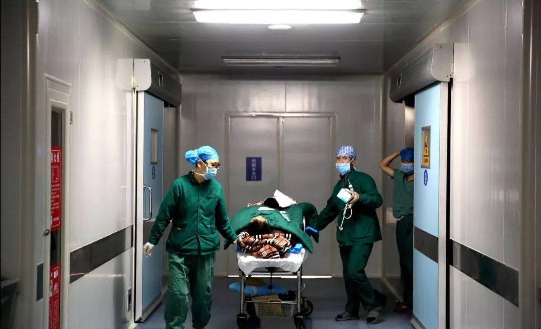 Thạc sĩ trẻ 27 tuổi tử vong v&igrave; cảm c&uacute;m: Gần một nửa cơ quan nội tạng bị suy kiệt chỉ v&igrave; 1 sai lầm trong sử dụng thuốc- Ảnh 1.