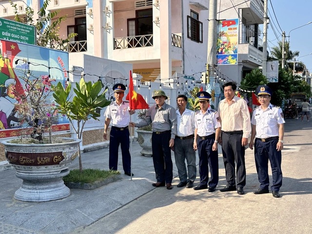 Hai Phó Ban Dân vận Tỉnh uỷ Bình Định cùng xin nghỉ hưu trước tuổi- Ảnh 1. Hai Phó Ban Dân vận Tỉnh uỷ Bình Định cùng xin nghỉ hưu trước tuổi- Ảnh 1.