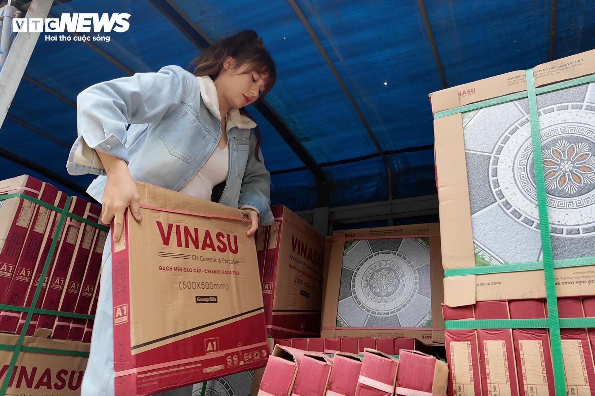 Hotgirl Tuyên Quang nữ tài xế xe tải 30 tấn chinh phục đường miền núi hiểm trở - Ảnh 9.