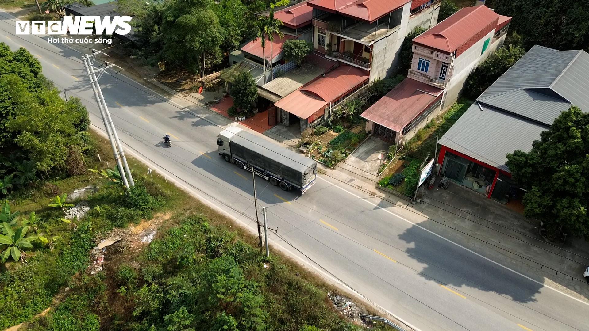 Hotgirl Tuyên Quang nữ tài xế xe tải 30 tấn chinh phục đường miền núi hiểm trở - Ảnh 11.