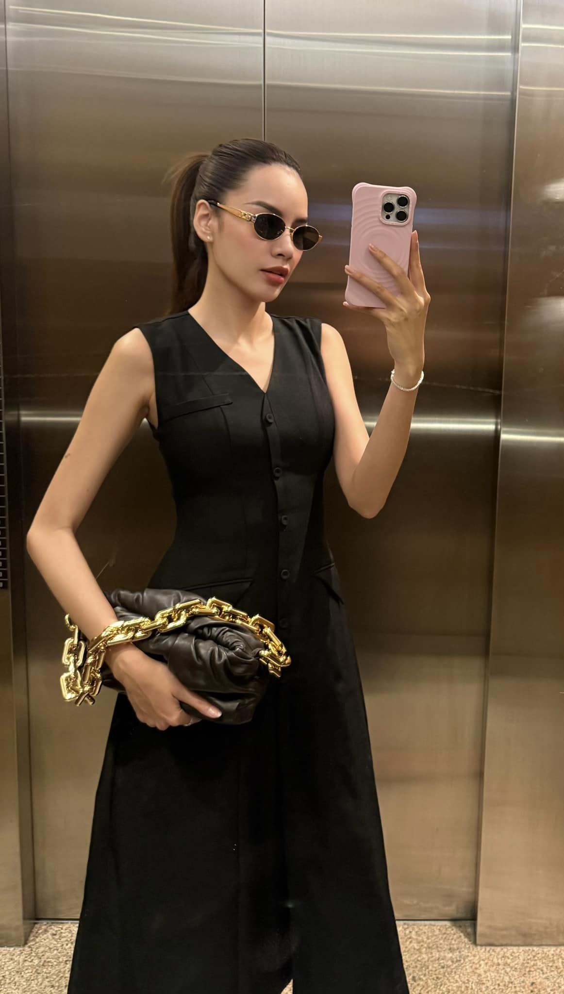 Hoa hậu Việt d&iacute;nh v&agrave;o ồn &agrave;o nghi hẹn h&ograve; bạn trai cũ của Thiều Bảo Tr&acirc;m l&agrave; ai?- Ảnh 8.