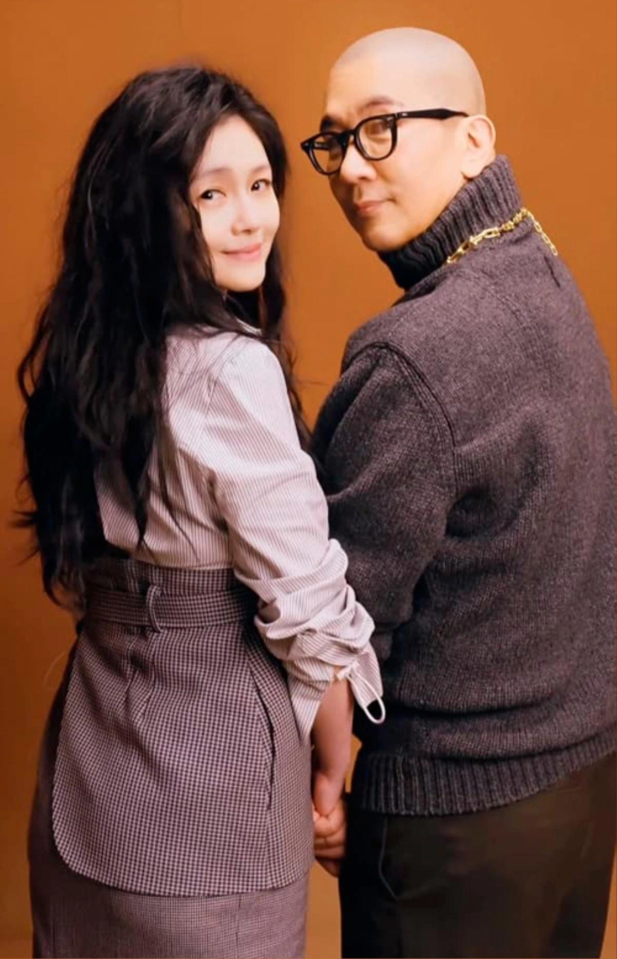 Chồng Hàn đăng ảnh kỷ niệm 3 năm ngày cưới Từ Hy Viên, cộng đồng mạng không cầm được nước mắt- Ảnh 2. Chồng Hàn đăng ảnh kỷ niệm 3 năm ngày cưới Từ Hy Viên, cộng đồng mạng không cầm được nước mắt- Ảnh 2.