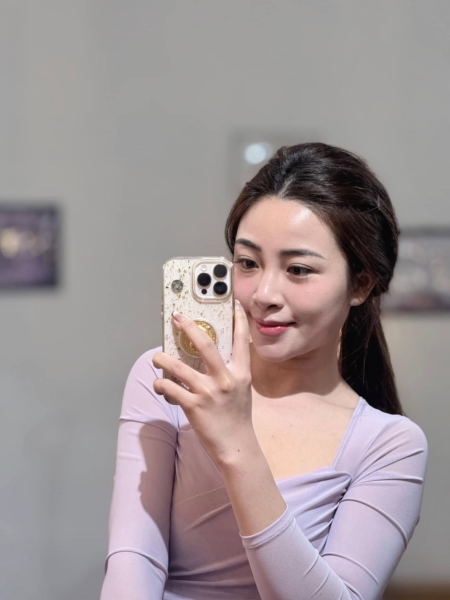 Không phải Doãn Hải My - Chu Thanh Huyền, đây là 3 "mỹ nhân" đẹp nhất dàn WAG, dân tình ngắm mãi không chán - Ảnh 6. Không phải Doãn Hải My - Chu Thanh Huyền, đây là 3 "mỹ nhân" đẹp nhất dàn WAG, dân tình ngắm mãi không chán - Ảnh 6.