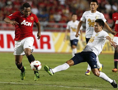 Nóng: Tuyển thủ Việt Nam có cơ hội so tài với Manchester United? - Ảnh 2.