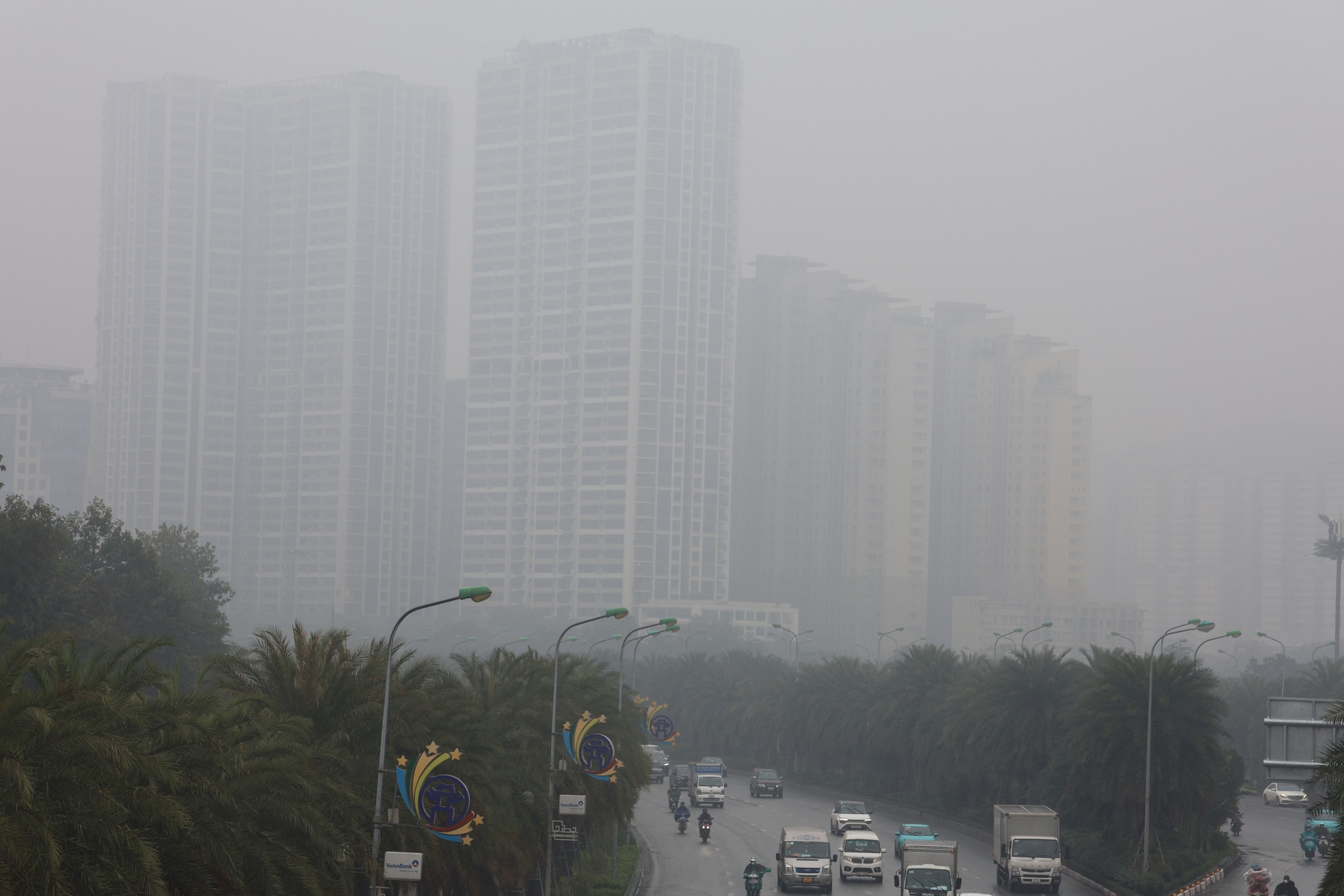 Không khí lạnh suy yếu gây mưa phùn , nồm ẩm ở Bắc Bộ - Ảnh 1. Không khí lạnh suy yếu gây mưa phùn , nồm ẩm ở Bắc Bộ - Ảnh 1.