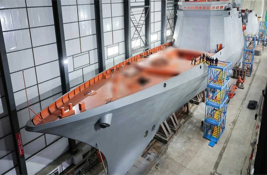 Triều Tiên chế tạo đồng thời hai tàu chiến tàng hình mới - Ảnh 1.