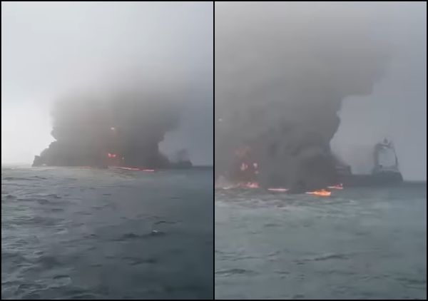 Khoảnh khắc tử thần khi tàu hàng đâm tàu chở natri xyanua giữa biển - Ảnh 1. Khoảnh khắc tử thần khi tàu hàng đâm tàu chở natri xyanua giữa biển - Ảnh 1.