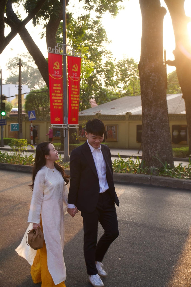 Những lần hai nàng WAGs kín tiếng nhất làng bóng Việt Viên Minh và Nhuệ Giang lộ ảnh về quê chồng, nhan sắc thế nào?- Ảnh 2. Những lần hai nàng WAGs kín tiếng nhất làng bóng Việt Viên Minh và Nhuệ Giang lộ ảnh về quê chồng, nhan sắc thế nào?- Ảnh 2.