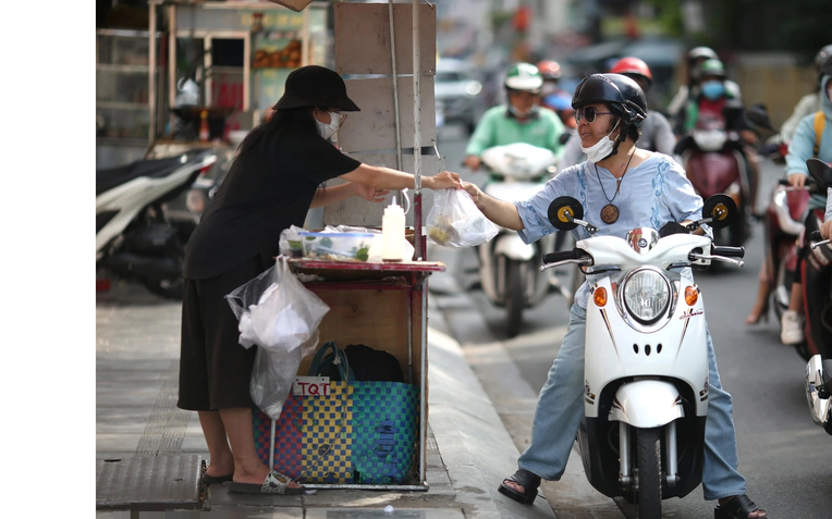 Mỹ nhân điện ảnh Việt đình đám một thời: Gần 100 tuổi vẫn minh mẫn, giữ thói quen "tiểu thư đài các" - Ảnh 2.