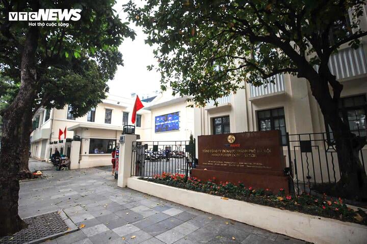 Danh sách di dời trụ sở Hồ Gươm: 11 Cơ quan và 40 hộ dân chuyển đi - Ảnh 1.