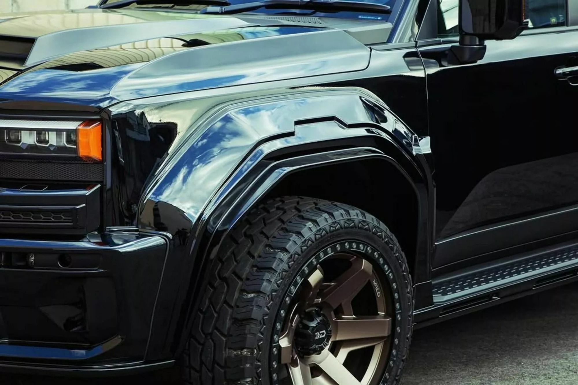 Toyota Land Cruiser Prado 'lột xác', hầm hố không kém Brabus G-Class, dễ được đại gia Việt săn đón nếu về nước- Ảnh 7.