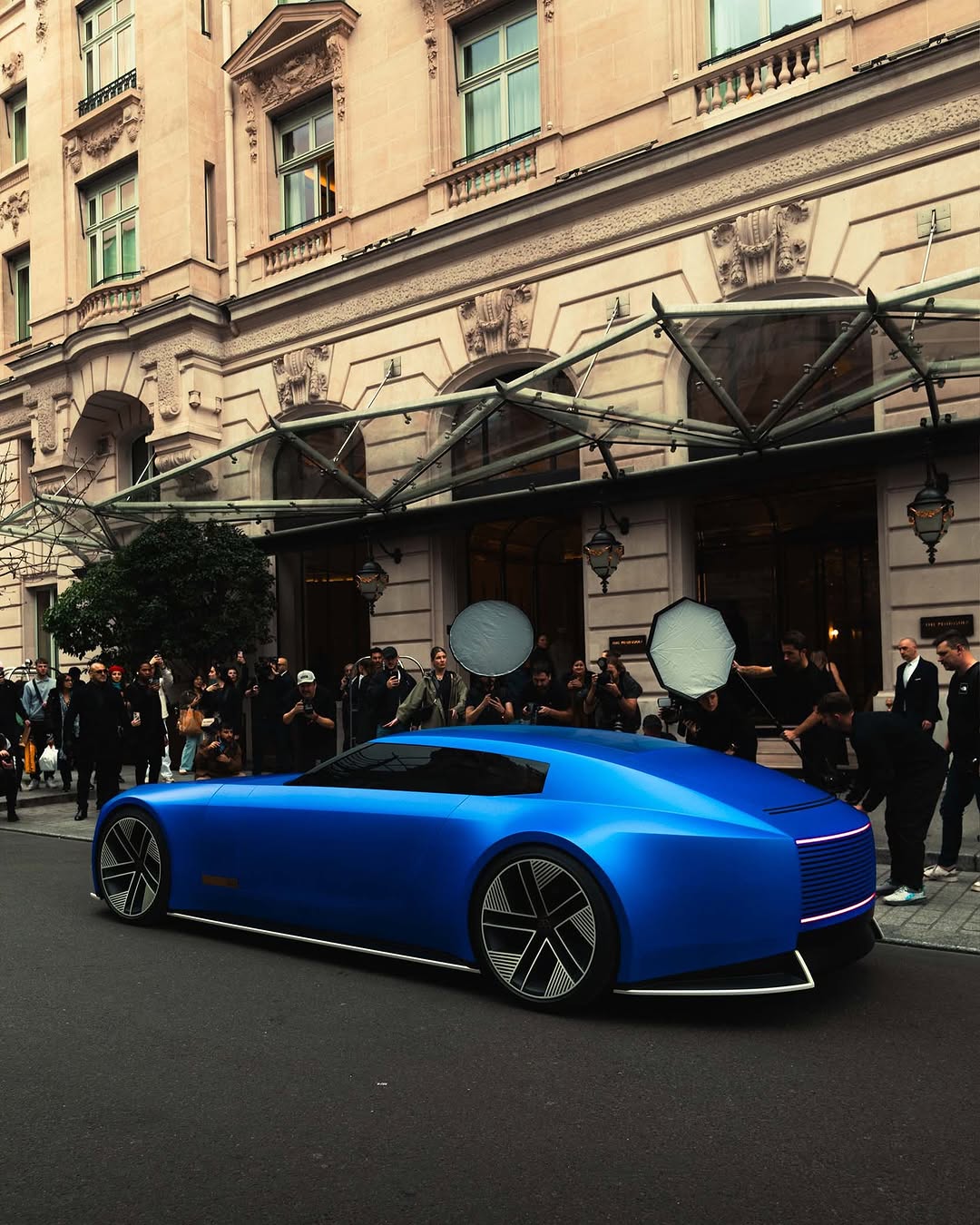 Xe mới của Jaguar lộ mặt ngo&agrave;i đời thực, nhắm trở th&agrave;nh 'xe điện si&ecirc;u sang' nhưng người xem 'hết hồn' v&igrave; qu&aacute; dị- Ảnh 2.