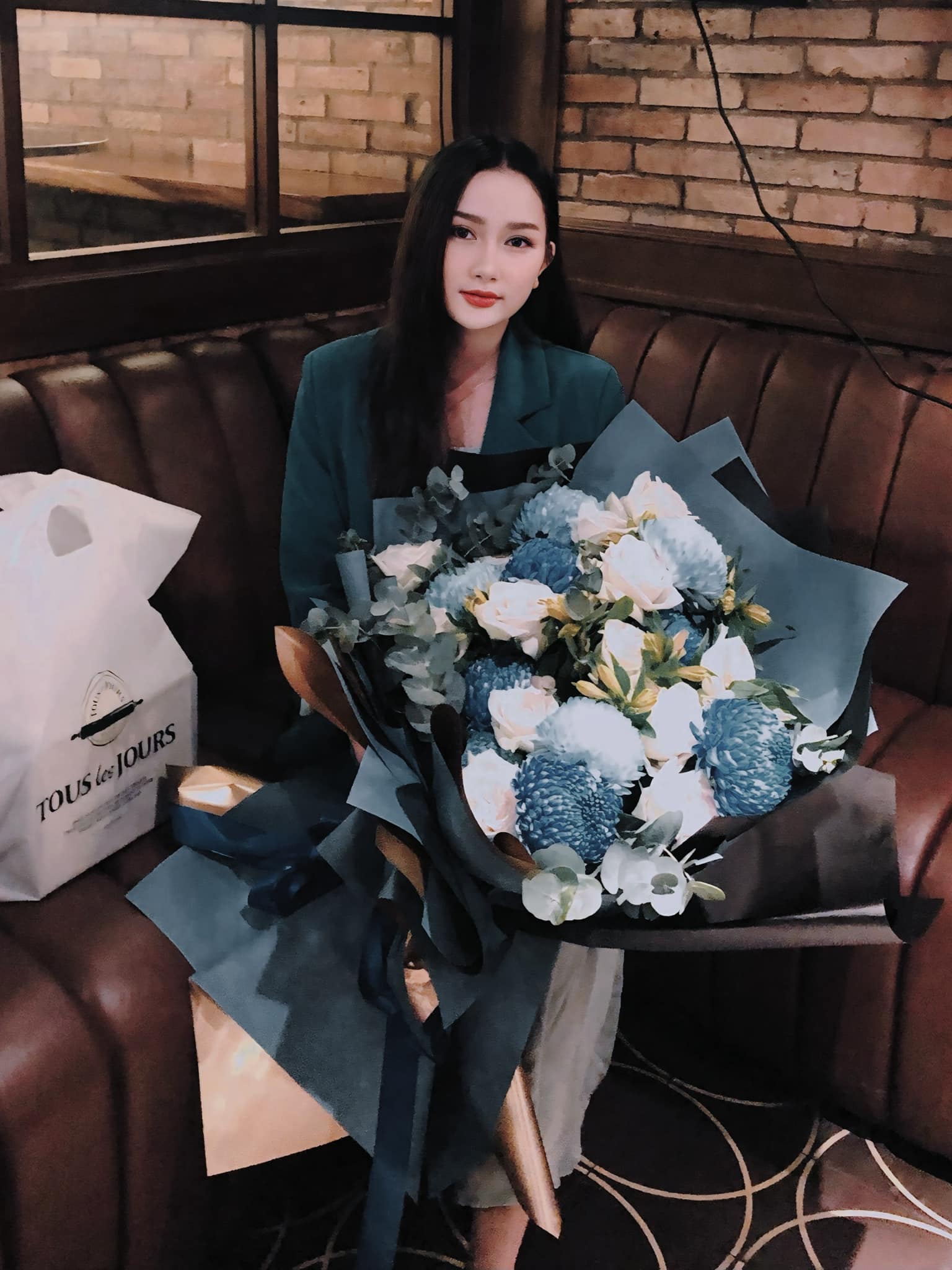 Thái độ của vợ hot girl một nghệ sĩ Việt nổi tiếng khi bị gọi là “vợ bé” - Ảnh 1.