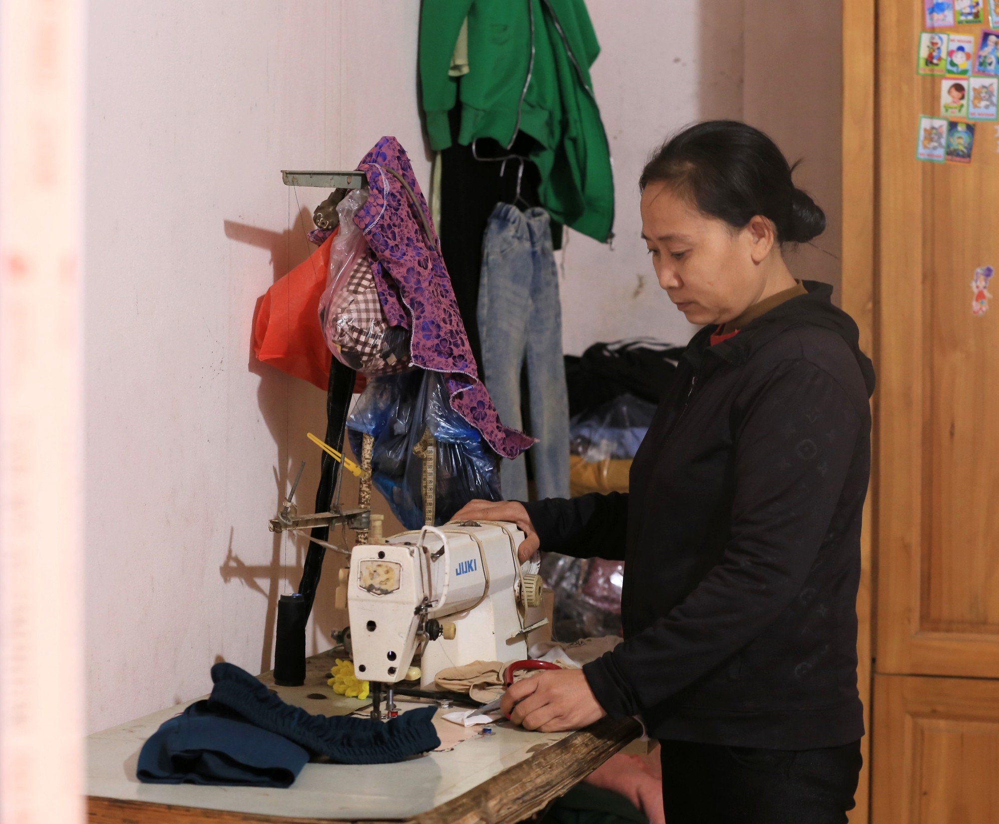 Câu chuyện buồn của Lê Thị Tình ung thư: Hy sinh vì con gái tại Bắc Giang - Ảnh 3.