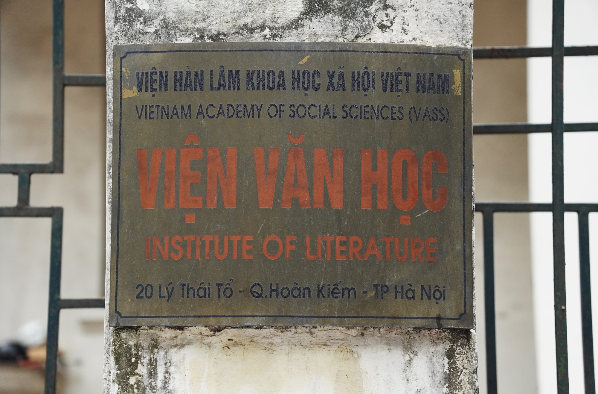 Quận Hoàn Kiếm: Di dời cơ quan, tháo dỡ Hàm cá mập đã được nghiên cứu từ nhiều năm trước - Ảnh 8.